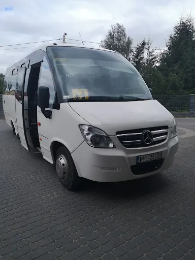 TOMBUS | Autokary Przewozy autokarowe | Autobusy turystyczne | Tomasz Bąbała